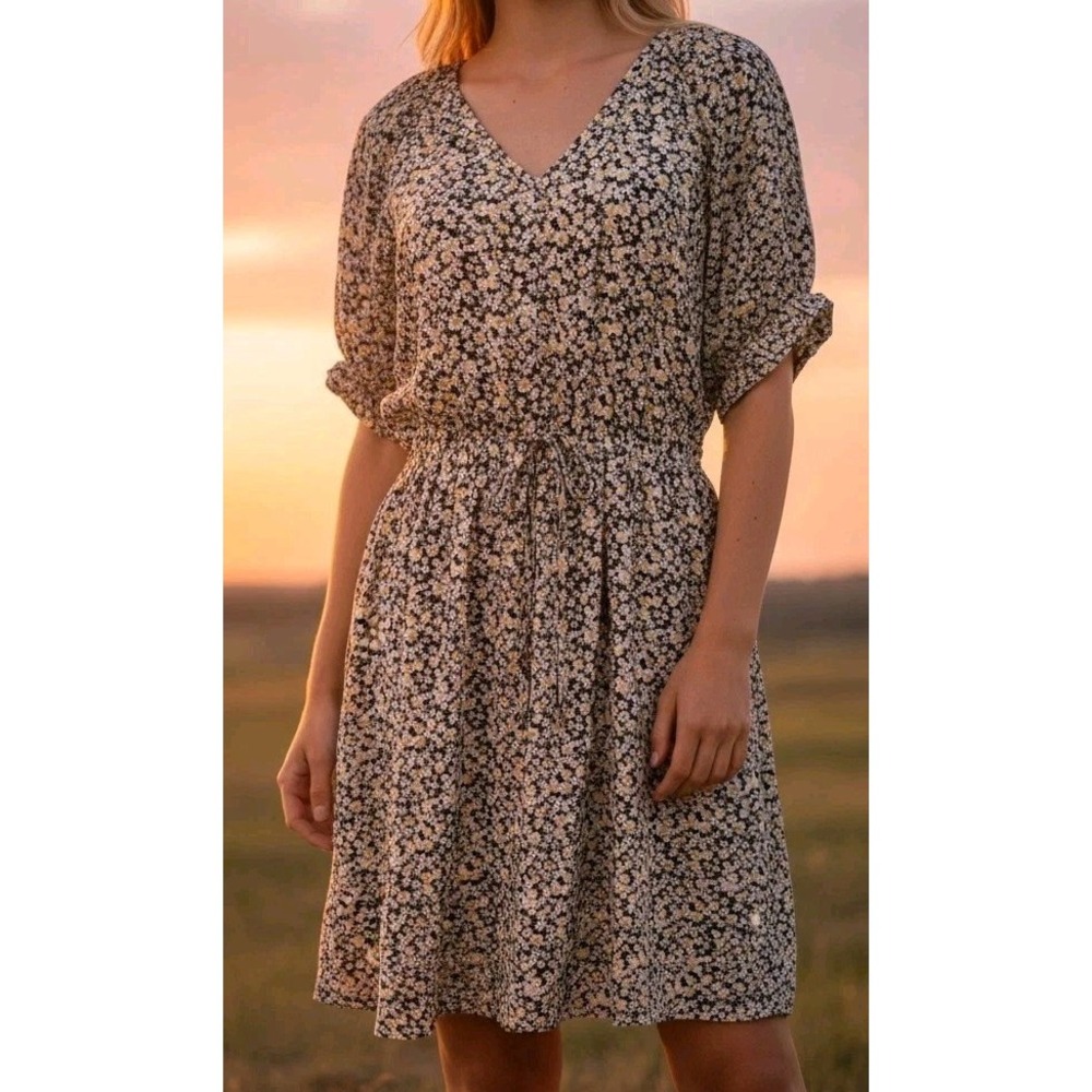 Staccato M Ditsy Daisy Print Mini Dress  Soft Girl Peasant Clean Girl